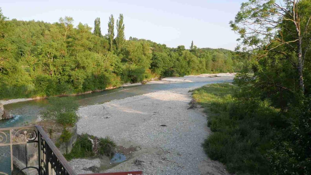 Hotel -Moulin De Solaure- Aix-en-Diois Esterno foto